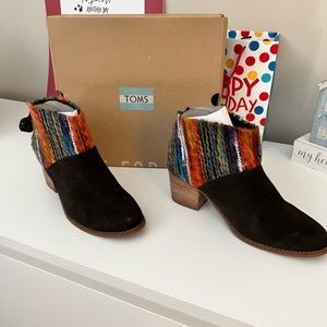 Tom’s Boots size 8.5